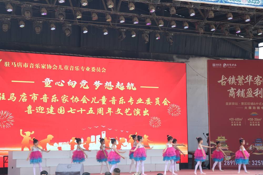 🌸【2024澳门码今晚开奖结果】🌸:全场大合唱！法语音乐剧《巴黎圣母院》正式开启北京站21场演出