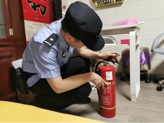 🌸爱奇艺【2024澳门天天开好彩大全】-“尔滨”迎盛会 城市氛围浓