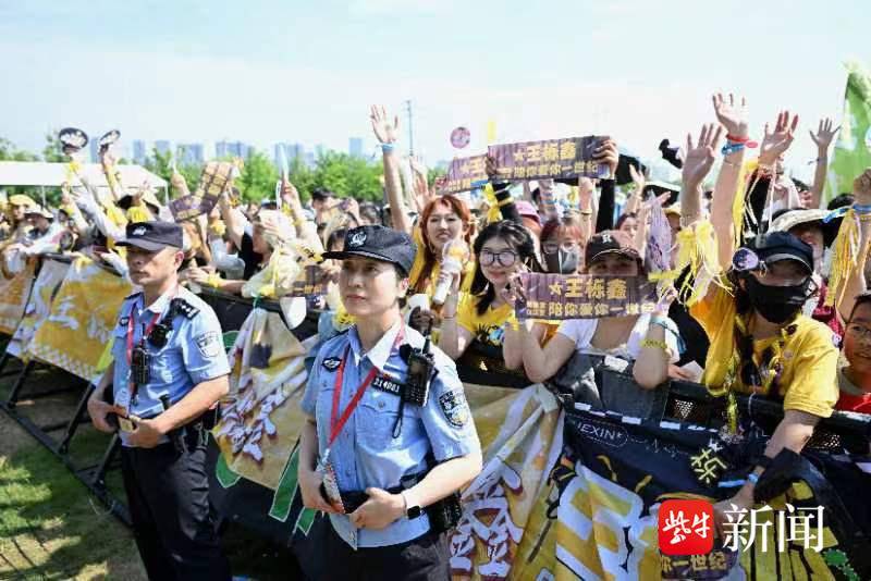 🌸【香港二四六开奖免费资料】🌸:留学生专场来啦！明晚贵阳路边音乐会·贵安大学城等你来嗨～