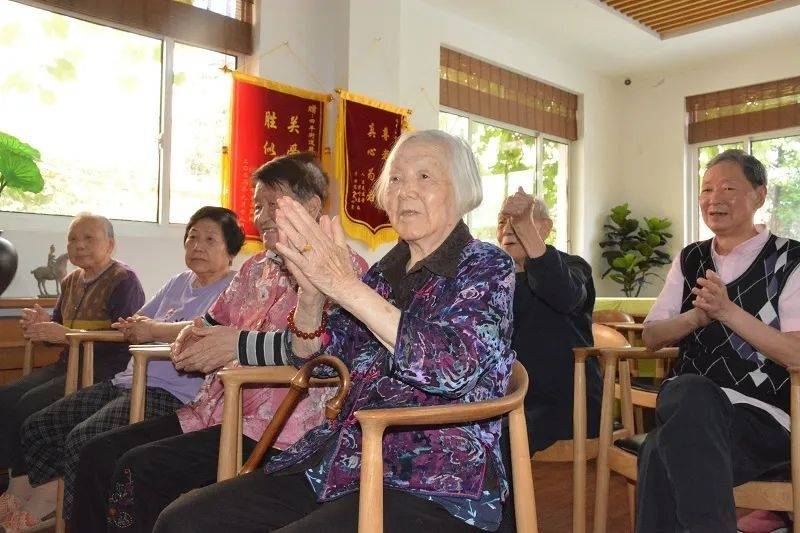 🌸【澳门一码中精准一码免费中特 】🌸:音乐界的瑰宝才华横溢的原创音乐人——龙友林