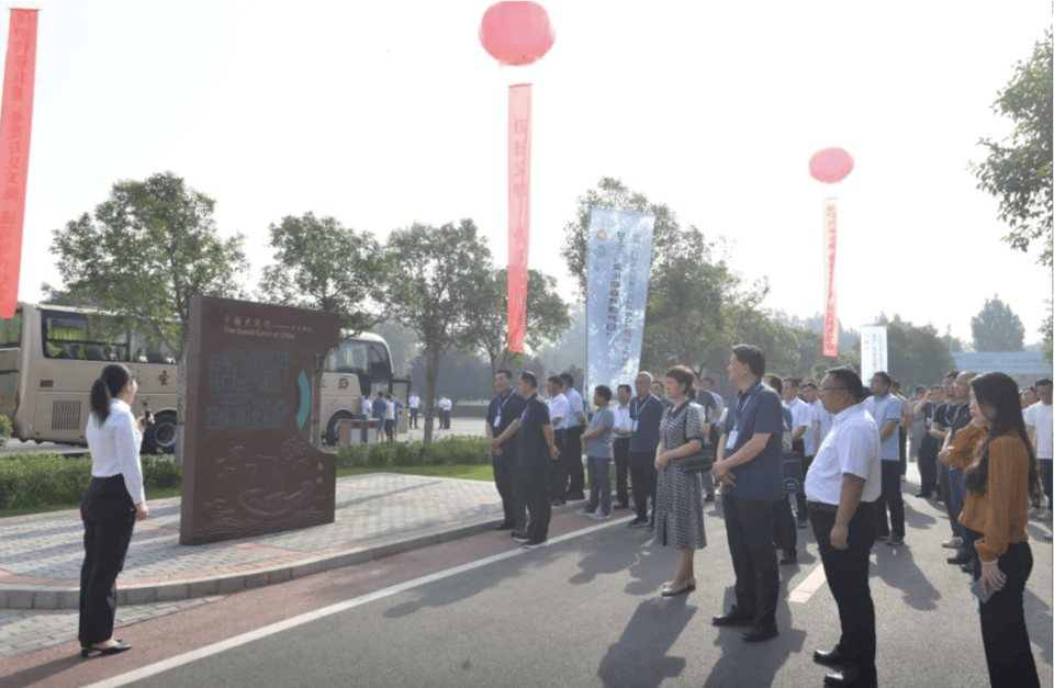 🌸【2024新澳门正版免费资料】🌸:“城市的交响”——青岛交响乐事业发展30年成果展开展  第1张