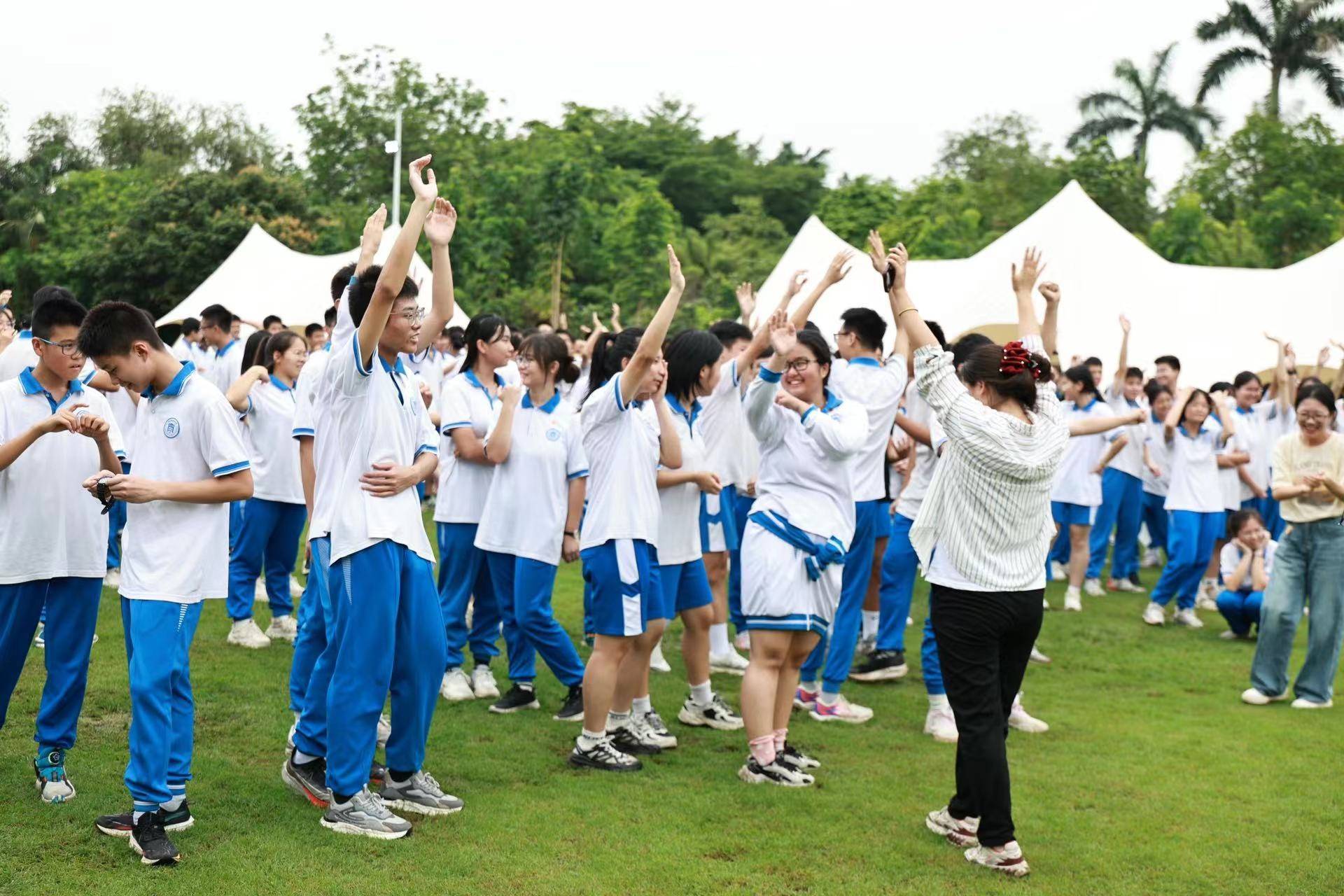 🌸【2024澳门资料免费大全】🌸:撑起生命的高洁人格：人生就像真实美妙的音乐 | 作者 周波