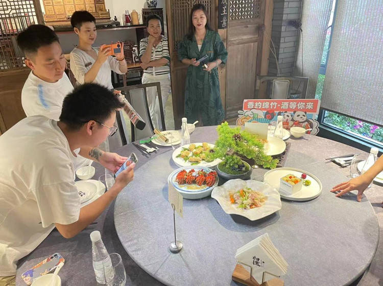 🌸【新澳彩资料免费资料大全】🌸:在城市，我们该如何与野生动植物共存｜绿会副秘书长提4点建议