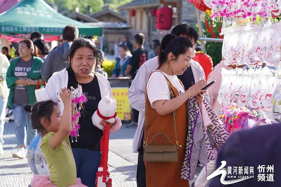 🌸【新澳门内部资料精准大全】🌸:影像音乐记录故乡现状，“声声不觉”乐团举行采风创作分享会  第2张