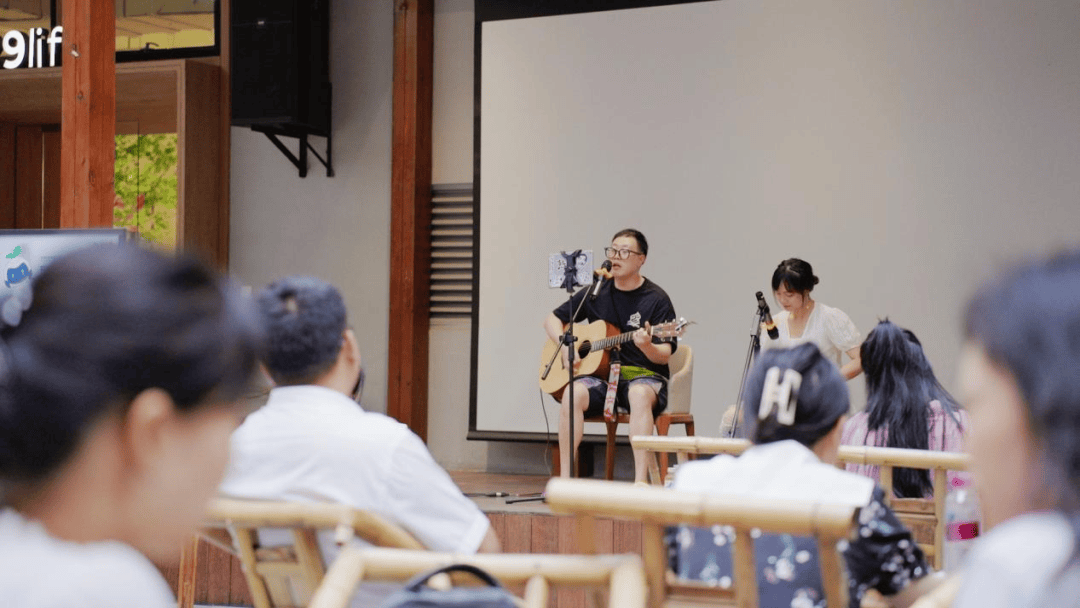 🌸【新澳彩资料免费资料大全】🌸:女子音乐节遭男子脱裤子猥亵：“屁股下面有东西碰我”！