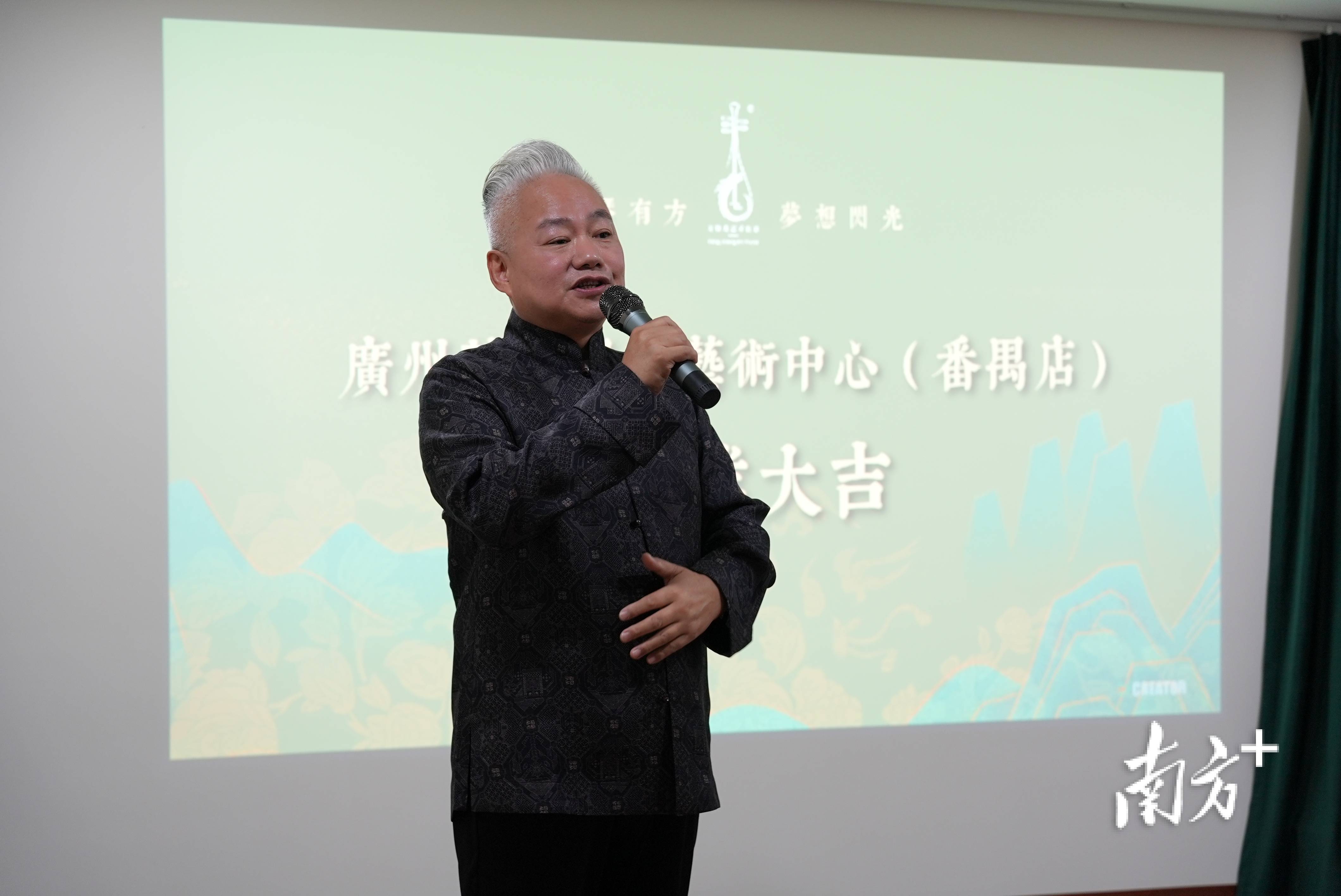 🌸【澳门平特一肖100%免费】🌸:2024“袁”来友你·相聚王家湾第二届草地啤酒音乐季即将开幕！