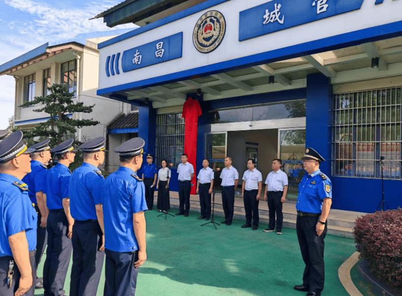 🌸【2024澳门资料免费大全】🌸:中国科学院院士、中国工程院院士李德仁：智慧城市涵盖三个方面的内容  第4张