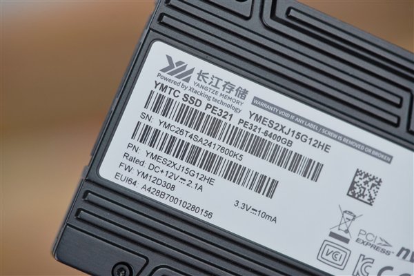 首款晶栈Xtacking 2.0技术！长江存储PE321 6.4TB SSD图赏  第5张